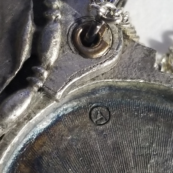 relisted -Vintage slide locket necklace Victorian lady silver tone - Picture 11 of 17